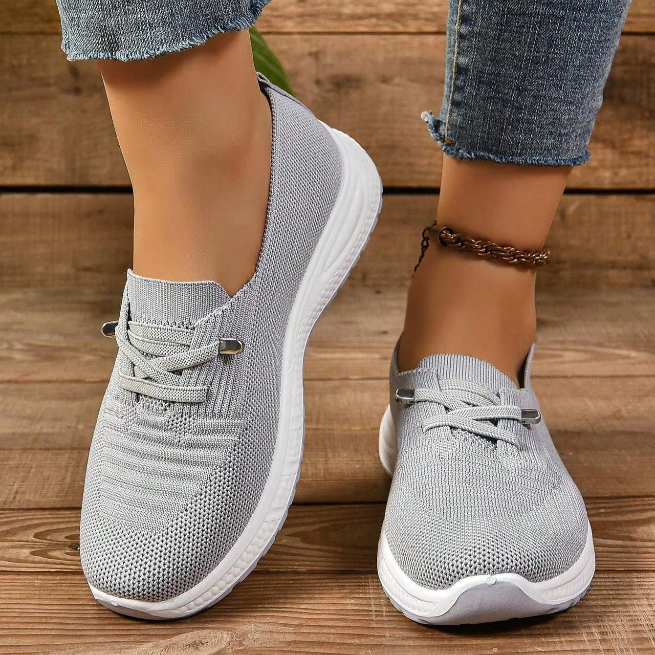 Women's Orthopedic Sneakers with Lace-Up Closure and Cushioned Sole