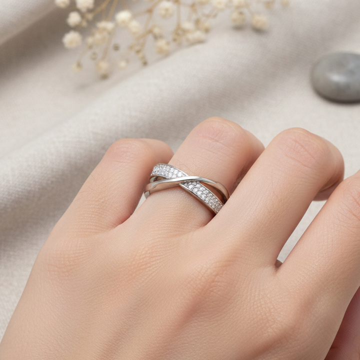 Adeline - Criss-Cross Band Ring