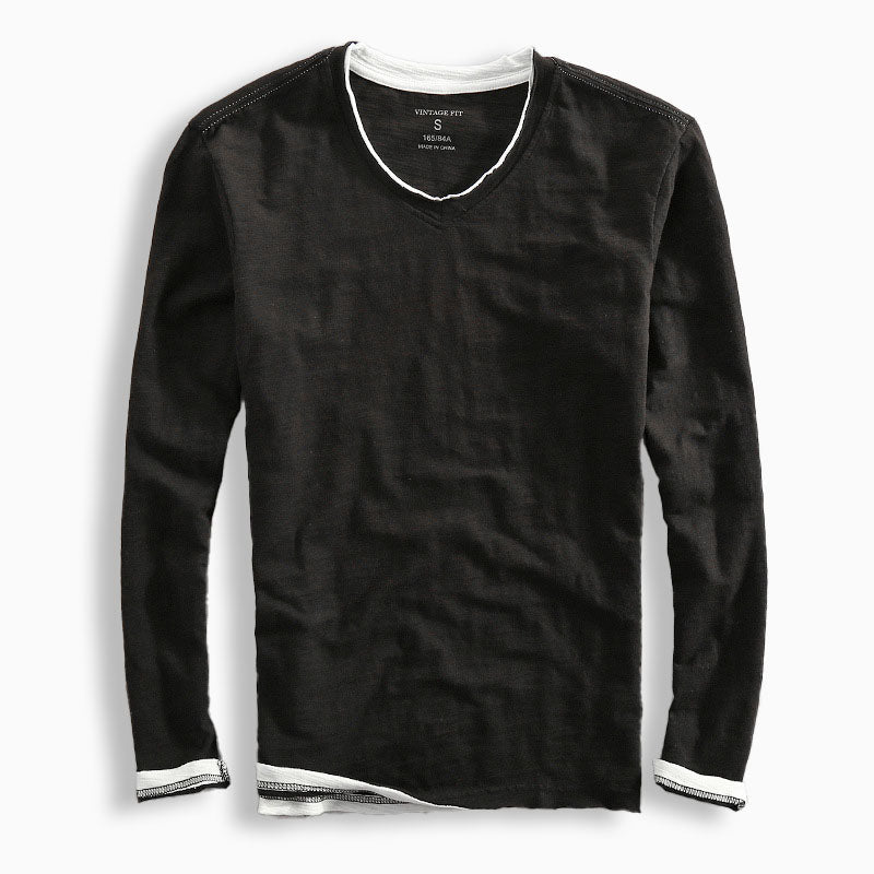 James - V-Neck T-Shirt