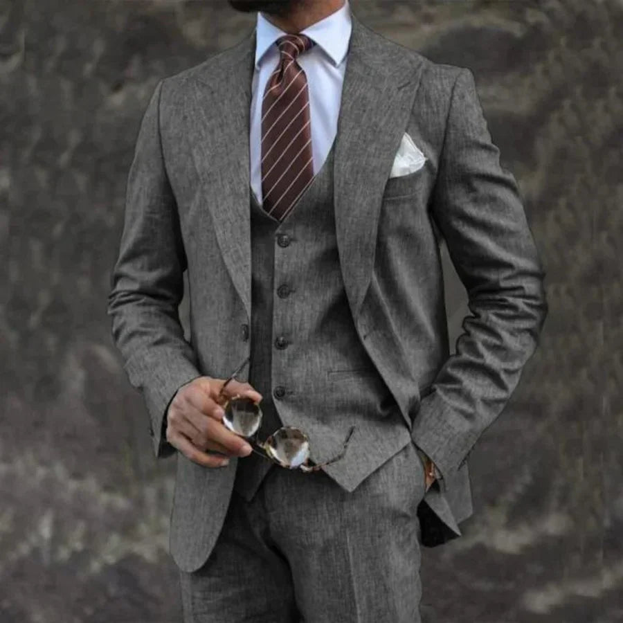 Carson - Men’s Three-Piece Suit