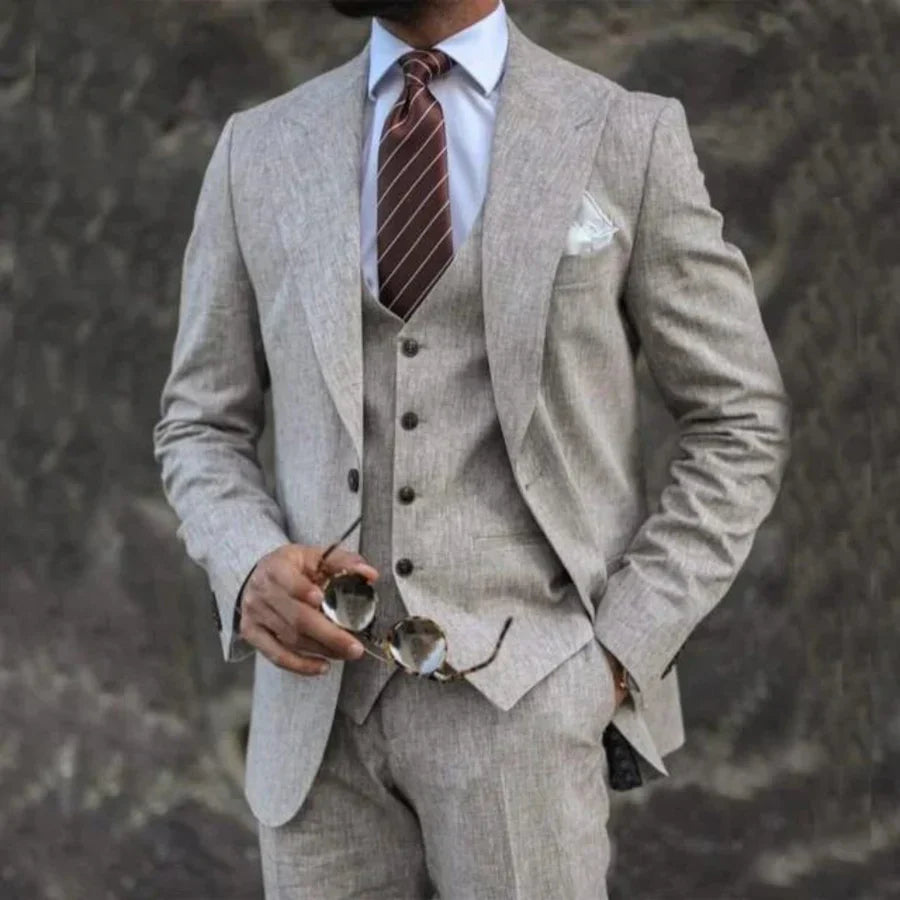 Carson - Men’s Three-Piece Suit