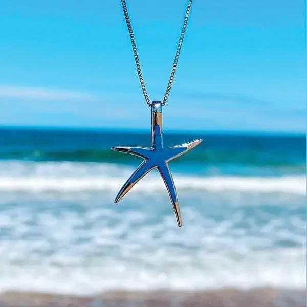 Katherine - Starfish Pendant Necklace