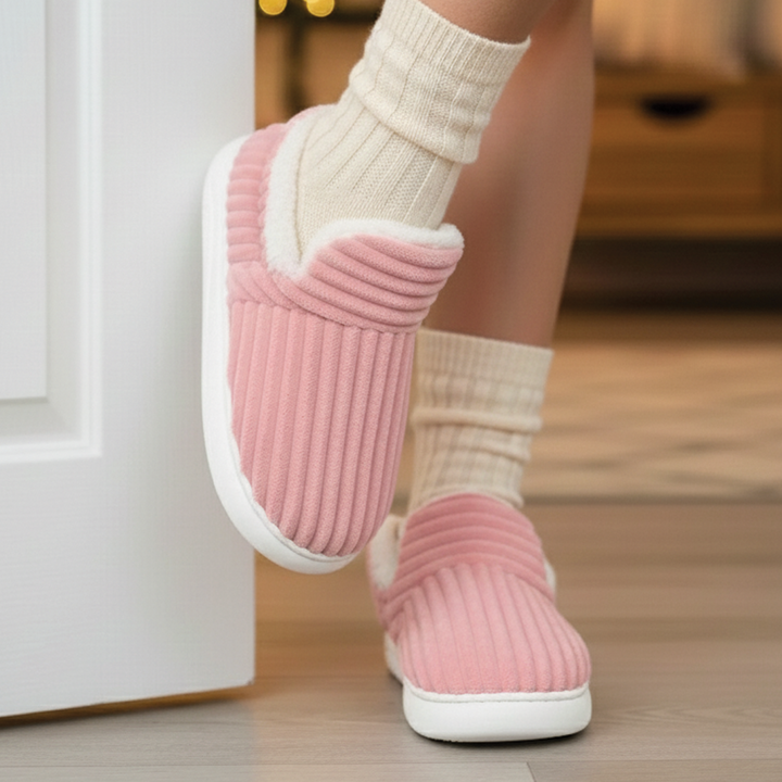 Amy - Cozy Plush Slippers