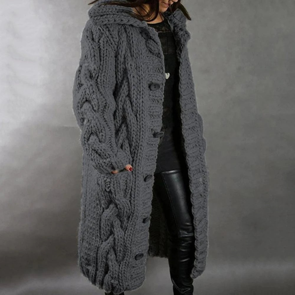 Victoria - Knitted Coat